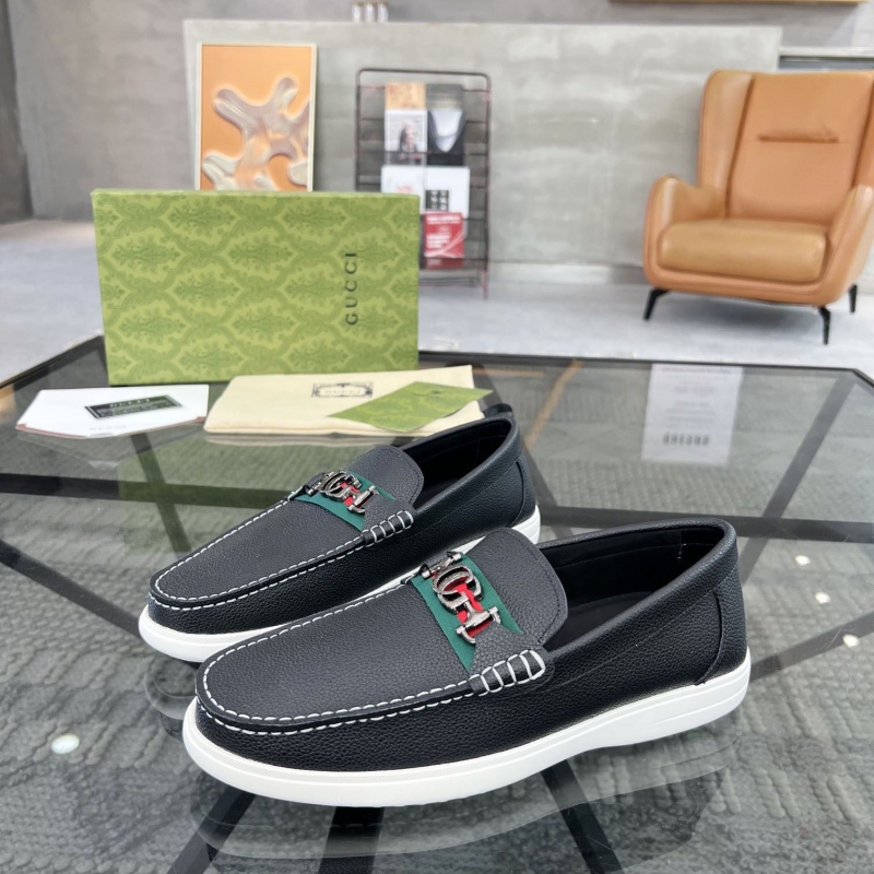 G*u*i leather shoes
